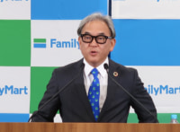 ファミマ／おいしさ・お得感・推し活で来たくなる店舗に